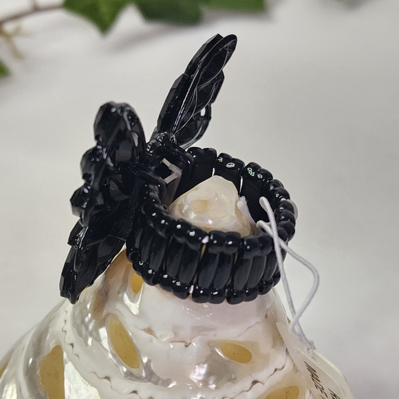 Black Crystal Butterfly Statement Stretch Ring - Picture 3 of 6